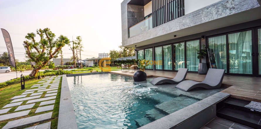 Estudio en Bang Lamung, Tailandia № 26113