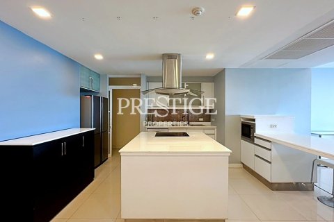 Condo in Pattaya, Thailand, 3 bedrooms  № 233462 - photo 10