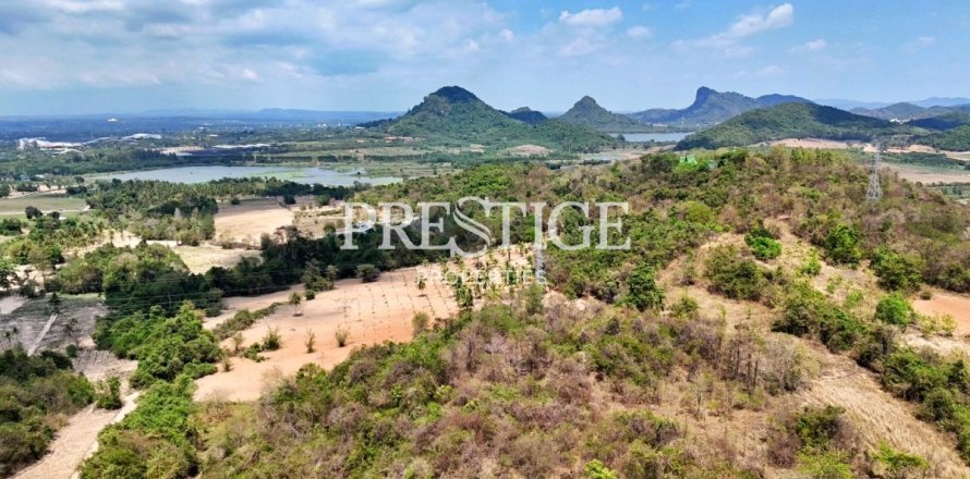 Terrain à Pattaya, Thaïlande 23054 m2 № 198203