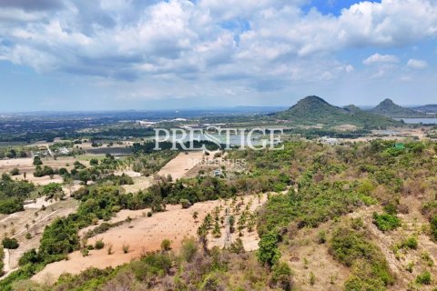Terrain à Pattaya, Thaïlande 23054 m2 № 198203 - photo 4