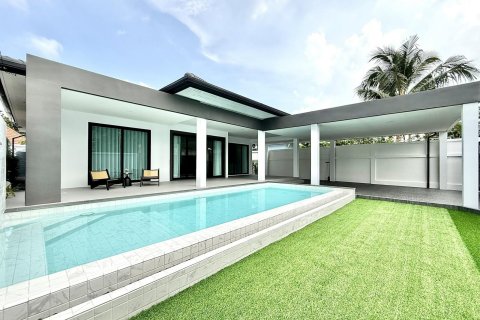 Casa de 3 dormitorios en Pattaya, Tailandia № 150995 - foto 7