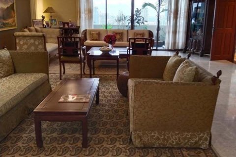 Eigentumswohnung in Watthana, Bangkok, Thailand, 4 Schlafzimmer № 154051 - Foto 13