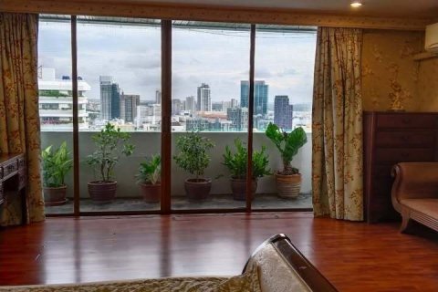 Eigentumswohnung in Watthana, Bangkok, Thailand, 4 Schlafzimmer № 154051 - Foto 15