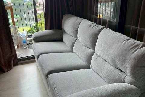 Estudio en el condominio en Huai Khwang, Bangkok, Tailandia № 154049 - foto 2