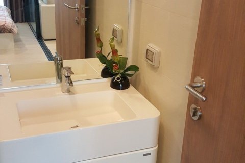 Estudio en el condominio en Huai Khwang, Bangkok, Tailandia № 154049 - foto 4