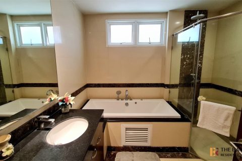 Condo à Bangkok, Thaïlande, 3 chambres № 190072 - photo 7