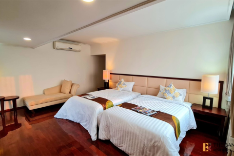Condo à Bangkok, Thaïlande, 3 chambres  № 190071 - photo 2
