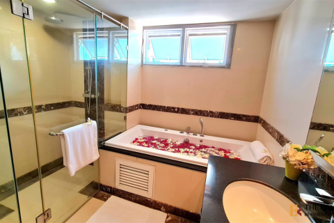Condo à Bangkok, Thaïlande, 3 chambres  № 190071 - photo 5