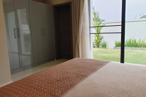 Casa de 3 dormitorios en Pattaya, Tailandia № 67572 - foto 12