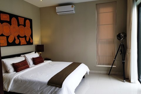 Casa de 3 dormitorios en Pattaya, Tailandia № 67572 - foto 8