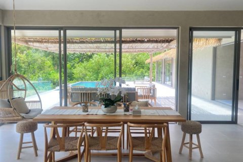 Chalet de 3 dormitorios en Surat Thani, Tailandia № 114215 - foto 6