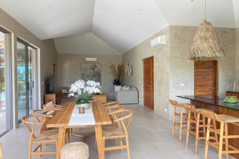 Chalet de 3 dormitorios en Surat Thani, Tailandia № 114215 - foto 8