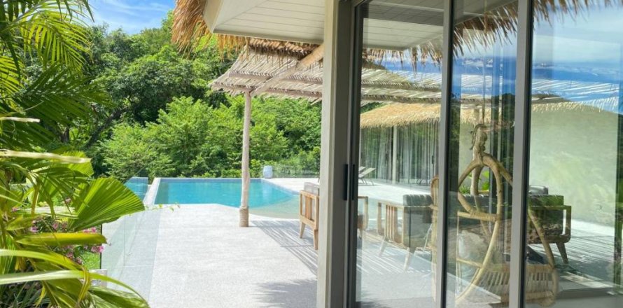 Chalet de 3 dormitorios en Surat Thani, Tailandia № 114215