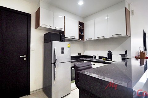 Condo à Bang Lamung, Thaïlande, 2 chambres № 32553 - photo 2