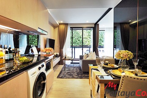 Condo à Bang Lamung, Thaïlande, 1 chambre  № 32551