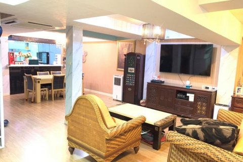 Townhouse in Bangkok, Thailand 4 bedrooms № 66516 - photo 6