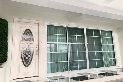 Townhouse à Bangkok, Thaïlande 4 chambres № 66516