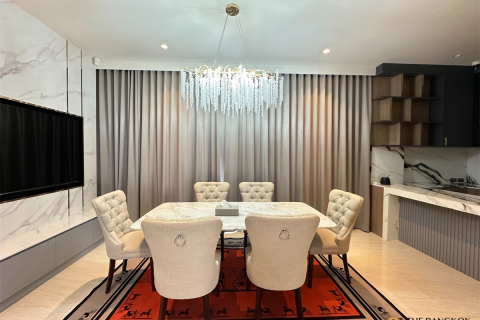 Haus in Bangkok, Thailand 4 Schlafzimmer № 189141 - Foto 7