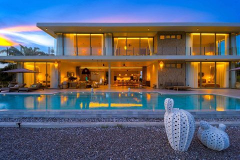 Chalet de 6 dormitorios en Cha-am, Tailandia № 149698 - foto 3