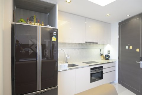 Condominio de 1 dormitorio en Bangkok, Tailandia № 186339 - foto 9