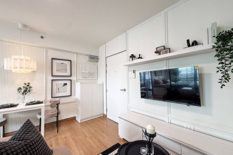 Apartamento de 2 habitaciones en Pattaya, Tailandia № 220567 - foto 5