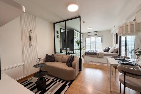 Apartamento de 2 habitaciones en Pattaya, Tailandia № 220567 - foto 3
