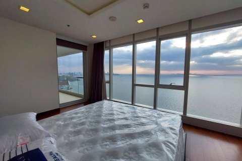 Apartamento de 3 habitaciones en Pattaya, Tailandia № 220565 - foto 10