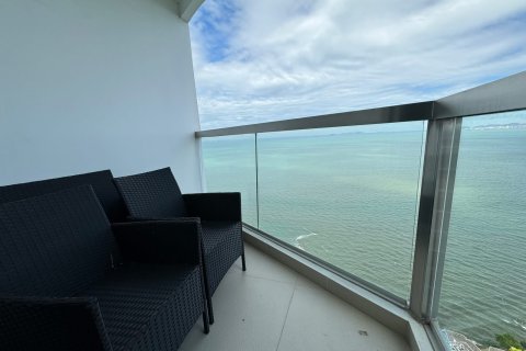 Apartamento de 3 habitaciones en Pattaya, Tailandia № 220565 - foto 12