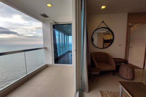 Apartamento de 3 habitaciones en Pattaya, Tailandia № 220565 - foto 8