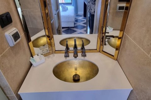 Apartamento de 2 habitaciones en Pattaya, Tailandia № 220564 - foto 13