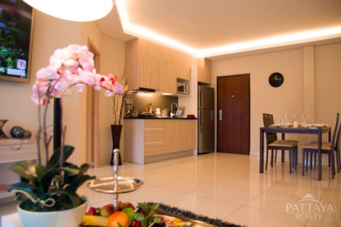 Condominio de 1 dormitorio en Jomtien Beach, Pattaya, Tailandia № 204068 - foto 4