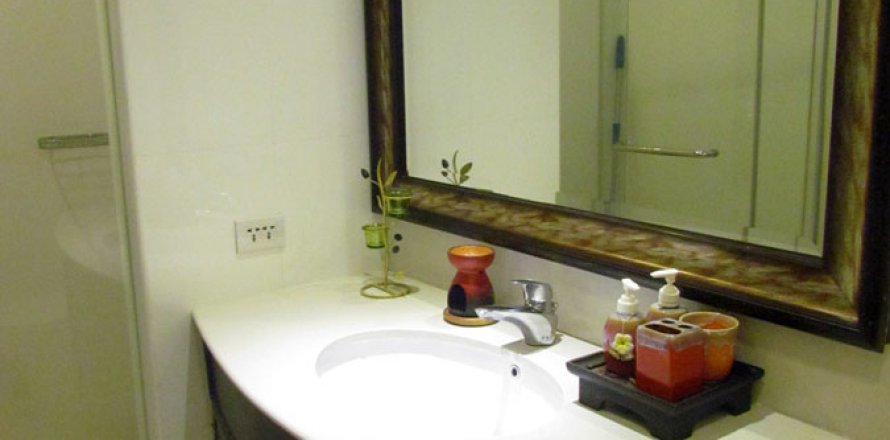 Estudio en el condominio en Pattaya, Tailandia № 204062