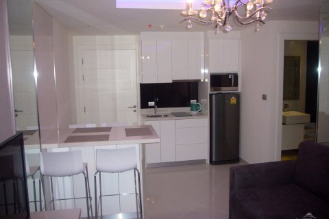 Condominio de 1 dormitorio en Pattaya, Tailandia № 204066 - foto 4