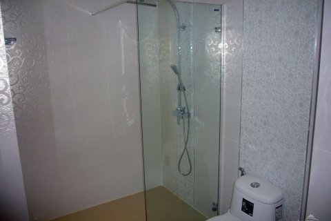 Condominio de 1 dormitorio en Pattaya, Tailandia № 204066 - foto 8
