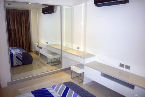 Condominio de 1 dormitorio en Pattaya, Tailandia № 204066 - foto 6