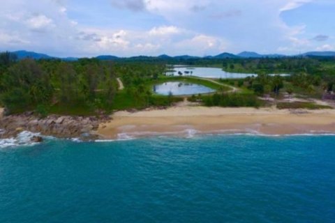 Land in Phang Nga, Thailand 25600 sq.m. № 191244 - photo 2