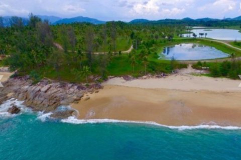 Land in Phang Nga, Thailand 25600 sq.m. № 191244