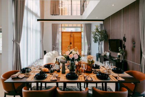 Casa de 4 dormitorios en Bang Lamung, Tailandia № 55081 - foto 3