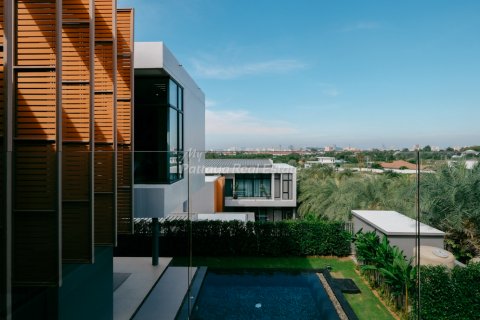 Casa de 4 dormitorios en Bang Lamung, Tailandia № 55081 - foto 9