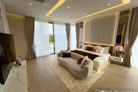 Haus in Pattaya, Thailand 5 Schlafzimmer № 233887 - Foto 9