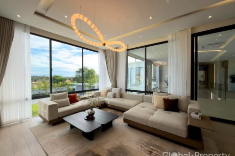 Haus in Pattaya, Thailand 5 Schlafzimmer № 233887 - Foto 16