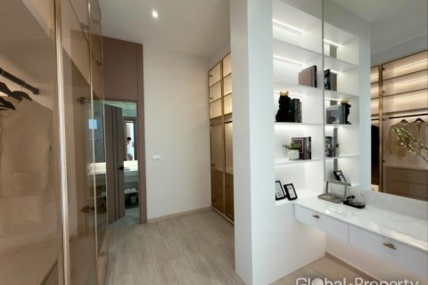 Haus in Pattaya, Thailand 5 Schlafzimmer № 233887 - Foto 14