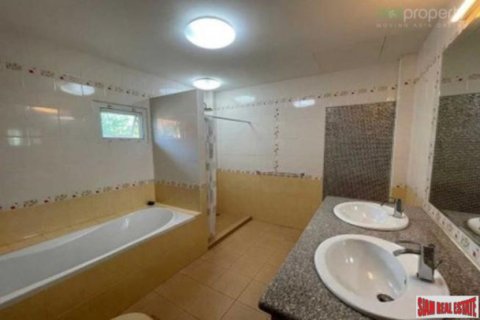 Chalet de 2 dormitorios en Chiang Mai, Tailandia № 203136 - foto 4
