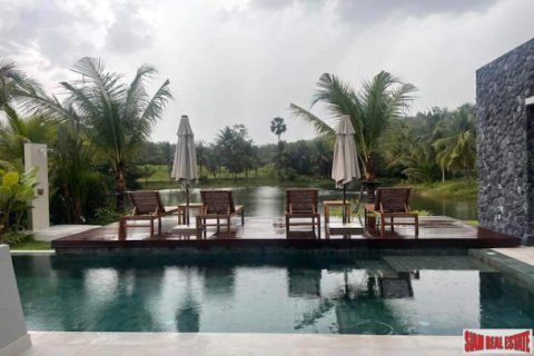 Chalet de 3 dormitorios en Layan Beach, Tailandia № 203138 - foto 3