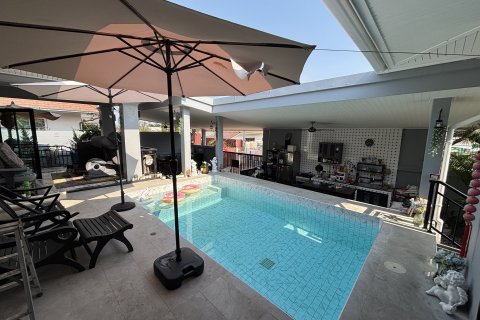 Chalet de 3 dormitorios en Hua Hin, Tailandia № 164161 - foto 23
