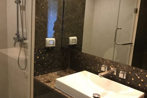 Condominio de 1 dormitorio en Bangkok, Tailandia № 144080 - foto 10