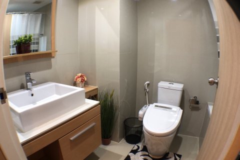 Condominio de 1 dormitorio en Bangkok, Tailandia № 144079 - foto 12