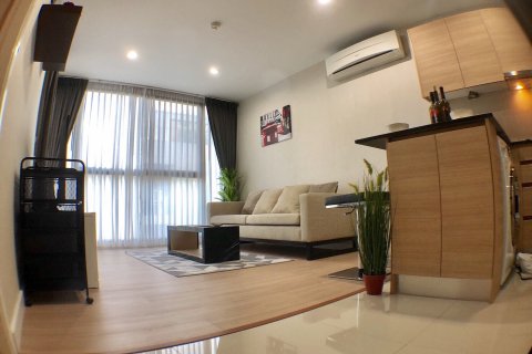 Condominio de 1 dormitorio en Bangkok, Tailandia № 144079 - foto 3