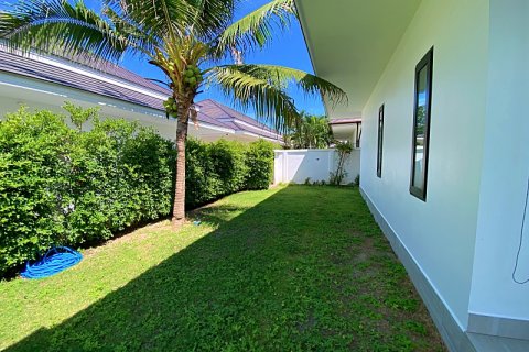 Chalet de 3 dormitorios en Hua Hin, Tailandia № 168660 - foto 18