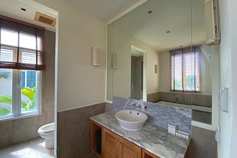 Condominio de 2 dormitorios en Hua Hin, Tailandia № 168664 - foto 25